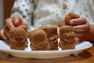 スネオとジャイアンがメイの餌食 です 泣いた なまはげ の天気読み