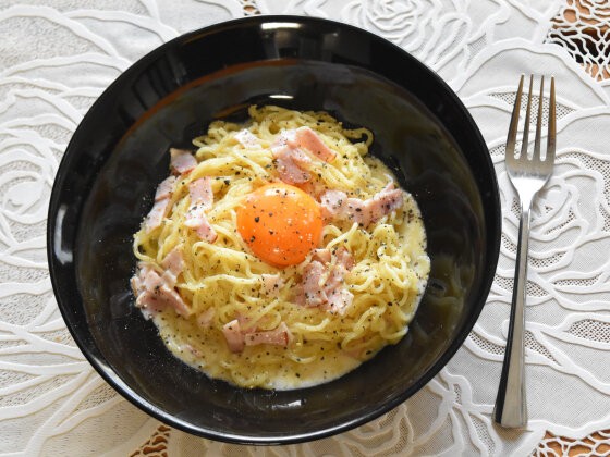 カルボナーラ風塩焼そば マルちゃん焼そば塩を使って簡単 火を使わないレンジレシピ Super Slow Iegohan 毎日呑んでもダイエット ボディメイクおつまみ