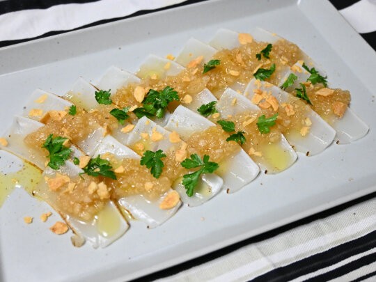 ソデイカ 赤イカ のカルパッチョ 万能玉ねぎとレッシングで簡単さっぱりおつまみ Super Slow Iegohan 毎日呑んでもダイエット ボディメイクおつまみ