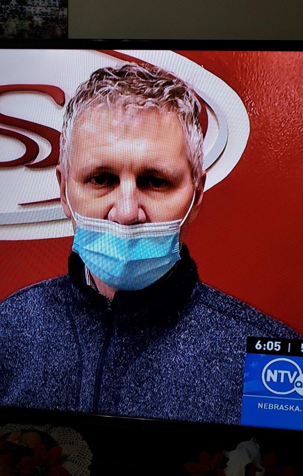 stupid-people-coronavirus-12-5e9589b9141c6__700