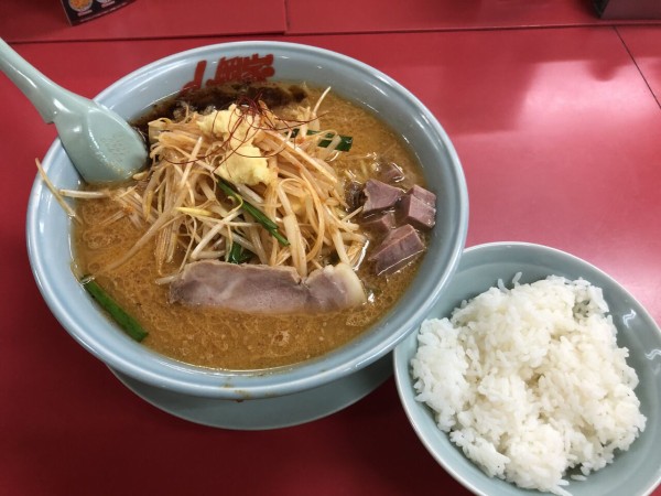 ラーメン山岡家 山梨甲斐店 特製もやし味噌ラーメン 門球麺報 モンキューメンポウ