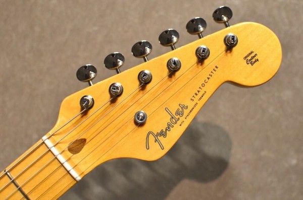 カスタムショップじゃなきゃは訂正。エリックの弾いたアメビンの