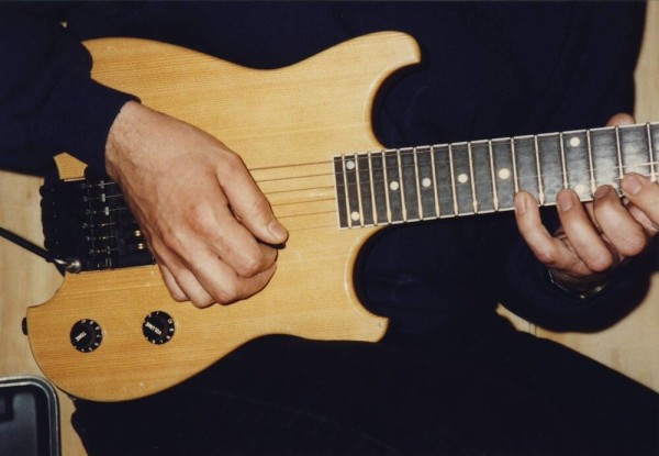 フェルナンデス　アラン・ホールズワース　モデル フェルナンデス アラン・ホールズワース モデル - メルカリ