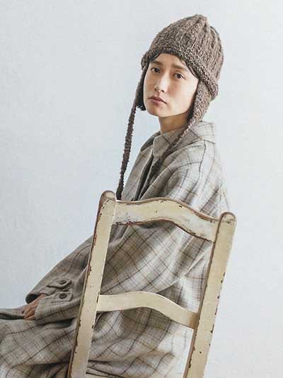 冬コーデ定番アイテム　手編みの帽子　⭐️ ☆匿名☆ 朝日新聞出版 手編みの帽子 冬コーデの定番アイテム | 朝日新聞