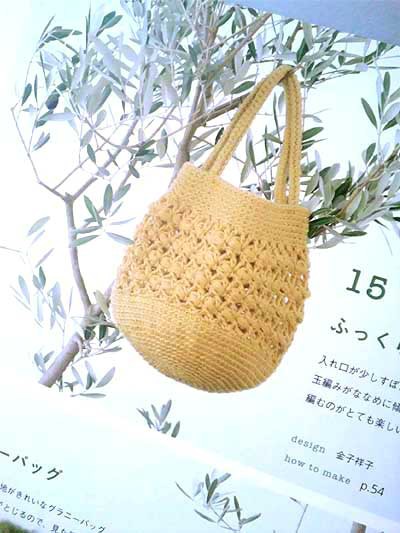 主婦と生活社発刊 麻糸で編むかごバッグ ブックレビュー後編 ハマナカが運営する 手編みと手芸の情報サイト あむゆーず のぶろぐ