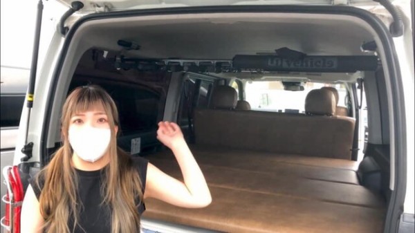 第２話ハイエース女子はタコが釣りたい カズキオート舞杏あんなの車内ロットホルダー紹介 カズキオートスタッフブログ