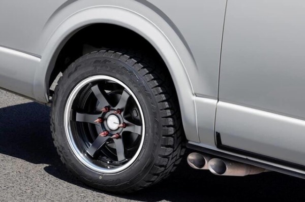 TOYO オープンカントリーA/TⅢ 215/60R17 ハイエース・キャラバン