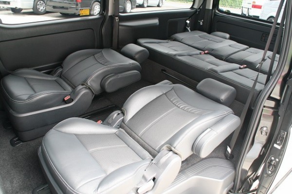 ハイエースワイド ７人乗りワゴン カズキオートスタッフブログ