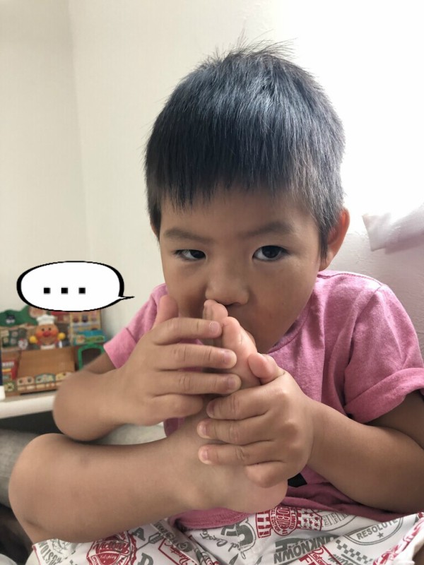 違う指で指しゃぶりしてみたら とおちゃんと はっちゃん