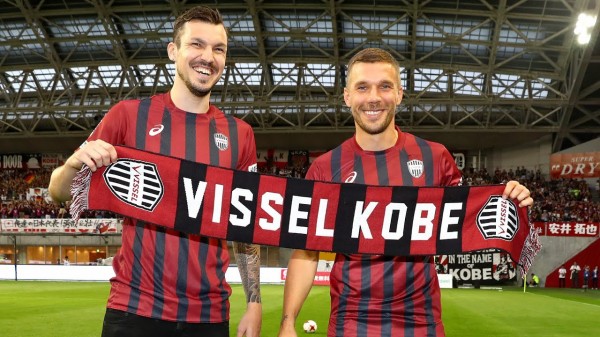 ヴィッセル神戸 元日本代表fwハーフナー マイク 32 が契約満了 昨季はタイに期限付き移籍 Jとfの歩き方