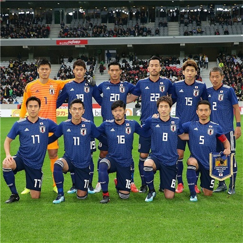 日本代表ベスト16進出 02 10 18 3度の決勝トーナメント進出はアジア勢初 ワールドカップはここからが本番 Jとfの歩き方