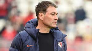 鹿島アントラーズ 成績不振でヴァイラー監督を解任 なんだかんだ昨日まで2位 Jとfの歩き方