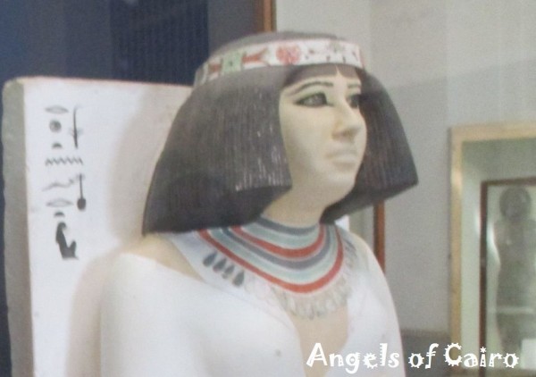 エジプト考古学博物館 ラーホテプとネフェルト カイロ 天使たちの暮らす街