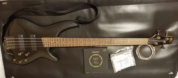 Ibanez SR300 弦交換、オクターブチューニング : アンツァンド