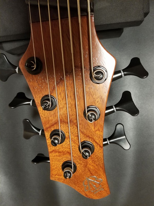 7弦ベース Ibanez BTB7MS の弦交換 : アンツァンドカーメラズ