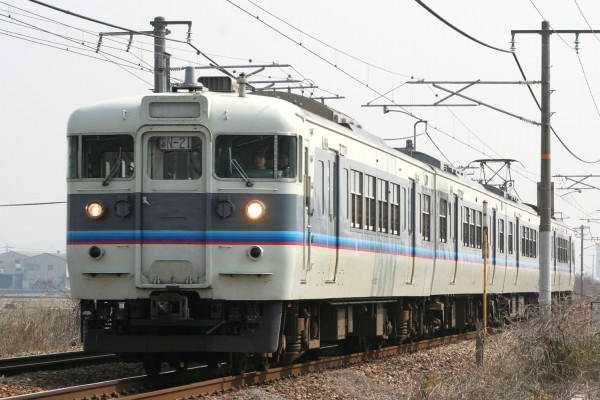 JR西】115系3000番台 広島快速色 : 写真あげ庫