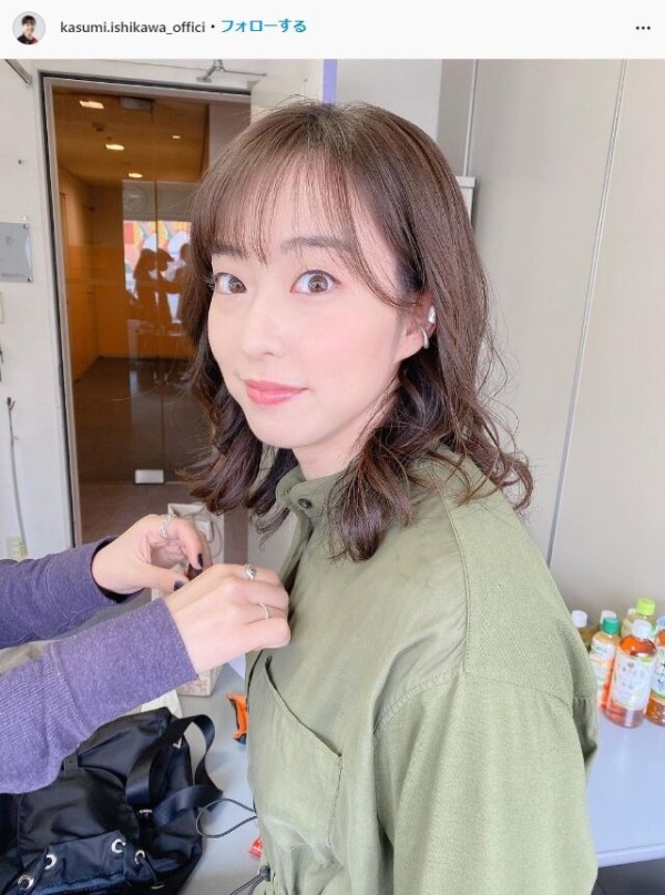 卓球の石川佳純 紅白で女優並に美人だと話題にww第72回nhk紅白歌合戦21に審査員としてロングドレス姿で出演 アメトーークの広瀬アリスとの衣装被りもご愛嬌 もきゅ速 W 人 ェ
