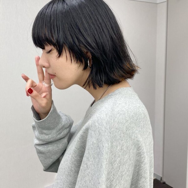 あいみょん ボブヘアにイメチェンした画像がかわいいと話題に 髪切って更に小松菜奈似に もきゅ速 W 人 ェ