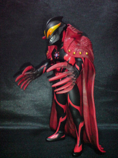 ウルトラ怪獣シリーズ EX カイザーベリアル : 蒼色全開
