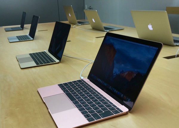 Apple Retail Store、新しい12インチMacBook (Early 2016)の店頭展示