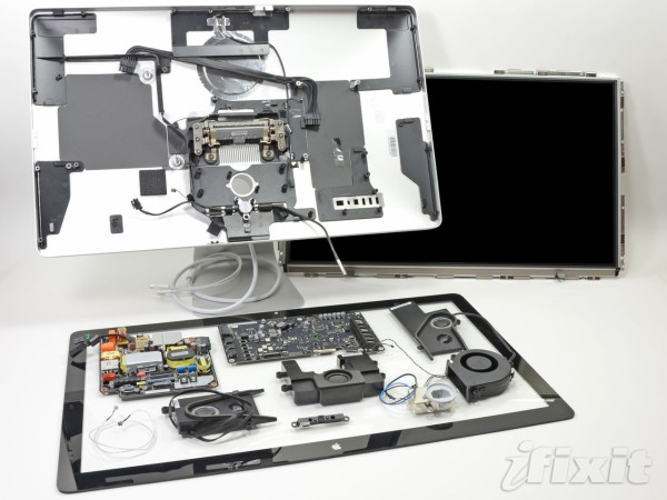 9/28】iFixit、Apple Thunderbolt Display (27-inch) の分解（バラし 