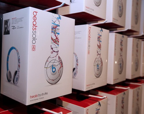 新着アイテム】Apple Online Store、Beats Solo HDのグラフィティ