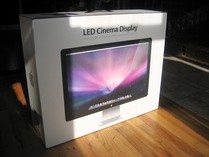 Apple LED Cinema Display 24インチ