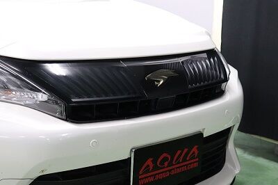 ハリアー60後期　バンパー エンブレム付き 60 ハリアー 後期 純正グリル 希少エンブレム付き 前期の後期