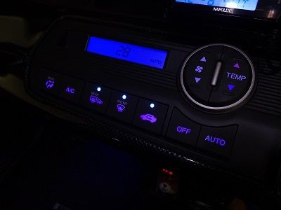 フリード ｌｅｄ打ち替え ａｑｕａカーボンシート施工 神奈川県よりご来店 Aqua日記