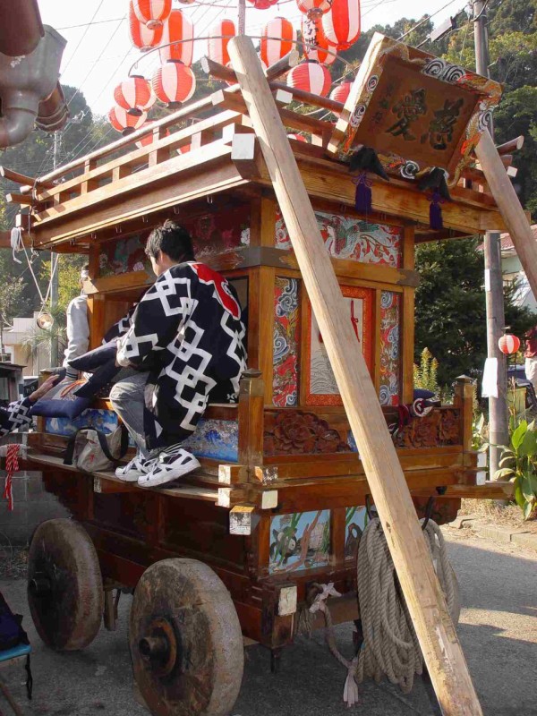 28台目の「佐原型山車」をさがしています。 : ☆