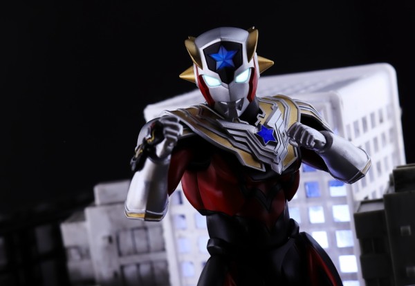 S.H.Figuarts ウルトラマンタイタス レビュー : 玩具ゴロゴログ