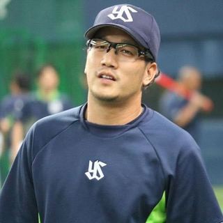 メガネ野球選手 4 25 ｐｅａｃｅでいこう