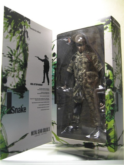 SNAKE EATER (METAL GEAR SOLID3) : オトナのオモチャ