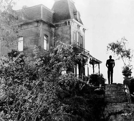 BATES MANSION : オトナのオモチャ
