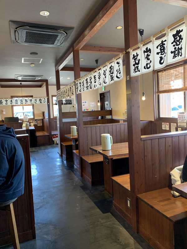 小松市日の出町の福井発のラーメン店 らーめん岩本屋 小松店 初体験で期間限定のピリ辛香味あさりそば あさぴーのおいしい独り言