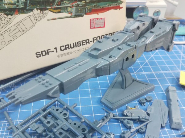 アリイ 1/8000 統合軍 宇宙戦艦 「SDF-1 マクロス 要塞艦
