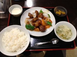 神田駅前の破格的に安いランチ 都内っぷ