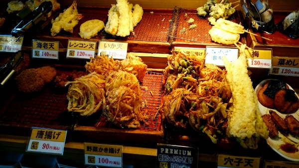 きしめんと蕎麦も選べるサガミチェーンのセルフうどん店は天ぷらだけでなくおでんや一品料理も充実 どんどん庵 笠松店 岐阜県羽島郡笠松町美笠通2 29 1 Airの食べログ日記 岐阜 尾張 名古屋を中心に