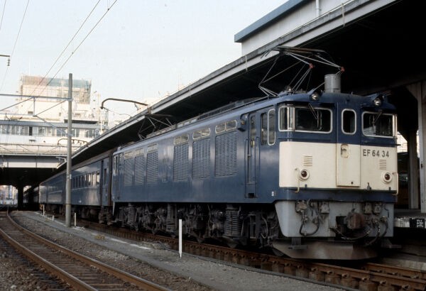 中央東線、8402レアルプス54号 : 国鉄からJRに変わったころ