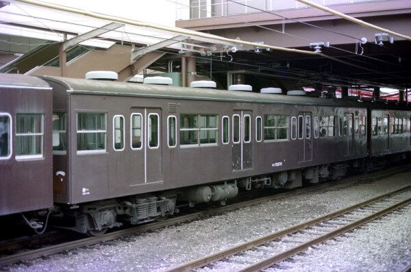 国鉄番号板モハ４８０−１９ 旧型電車を追って（73系） | DRFC-OB デジタル青信号