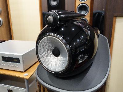 B&W 801D4Signature、805D4 Signature展示中です