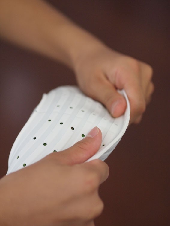 100均の 絞れるシリコンザル がとっても便利 Aula Powered By ライブドアブログ