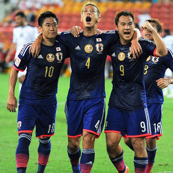 日本 再三の決定機を外すも本田のpkで勝利 海外の反応 追記済 つれさか 徒然サッカー雑記