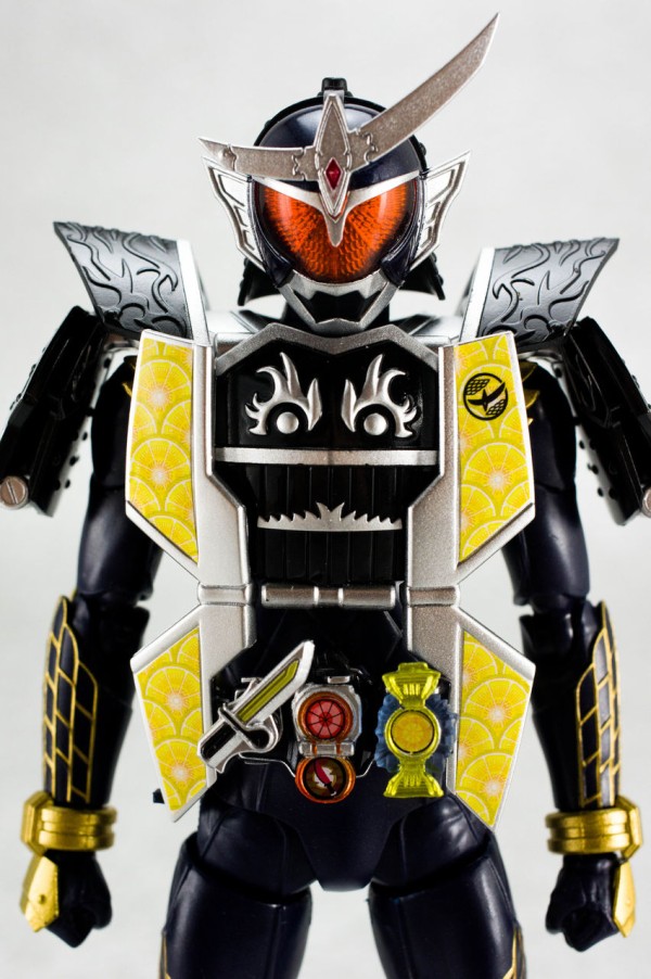SHFiguarts 仮面ライダー鎧武 ジンバーレモンアームズ Amazon.co.jp: S.H.Figuarts 仮面ライダー鎧武 ジンバーレモン