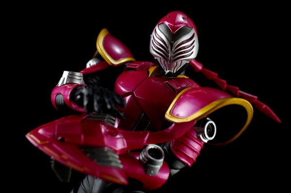 S.H.フィギュアーツ 仮面ライダーライア レビュー : ほっぱーの玩具な日々