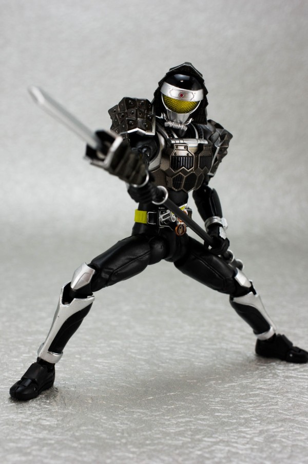 (未使用･未開封品)　S.H.フィギュアーツ 仮面ライダー黒影 マツボックリアームズ （魂ウェブ限定） f4u0baa Amazon.co.jp: S.H.フィギュアーツ 仮面ライダー黒影