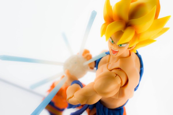 S.H.フィギュアーツ スーパーサイヤ人孫悟空 超戦士覚醒Ver