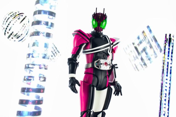 S H フィギュアーツ 仮面ライダーディケイド レビュー ほっぱーの玩具な日々