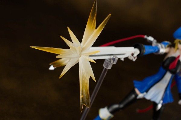D-Arts ノエル=ヴァーミリオン レビュー : ほっぱーの玩具な日々