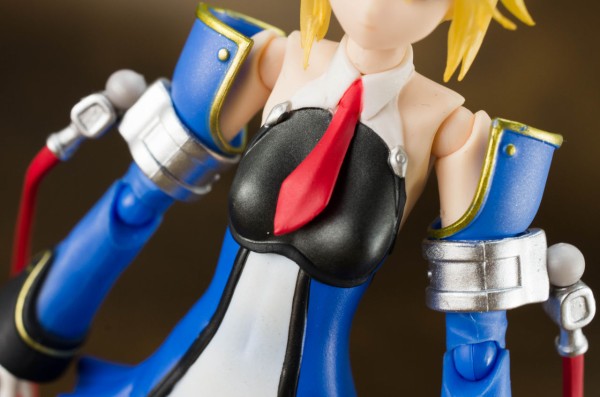 D-Arts ノエル=ヴァーミリオン レビュー : ほっぱーの玩具な日々